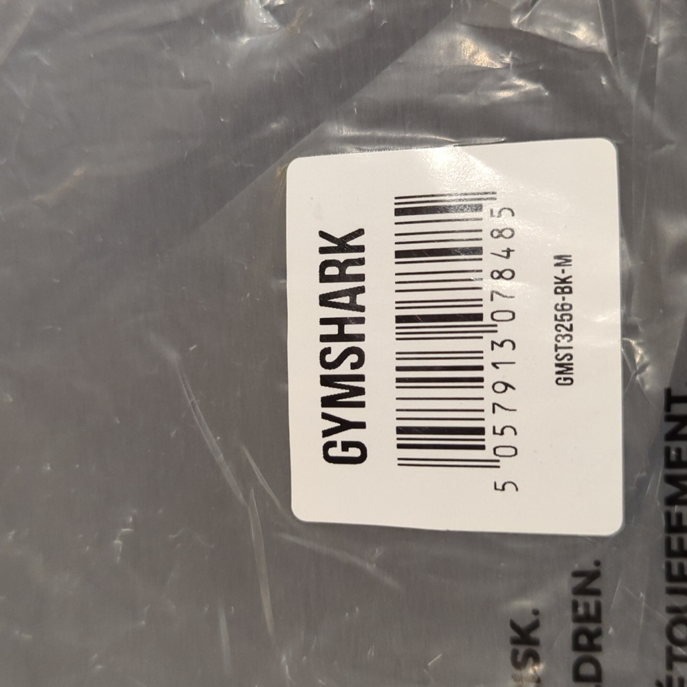 GymShark critical t shirt black in color - Picture 3 of 3
